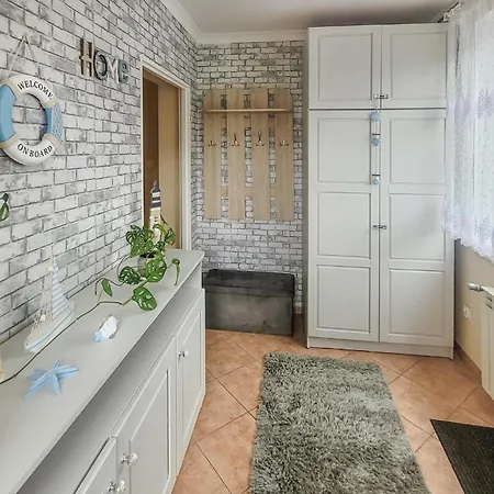 Prázdninový dům Beautiful In With Wifi